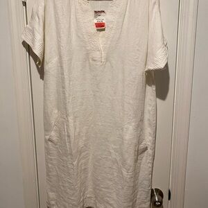 Linen v neck dress with pockets